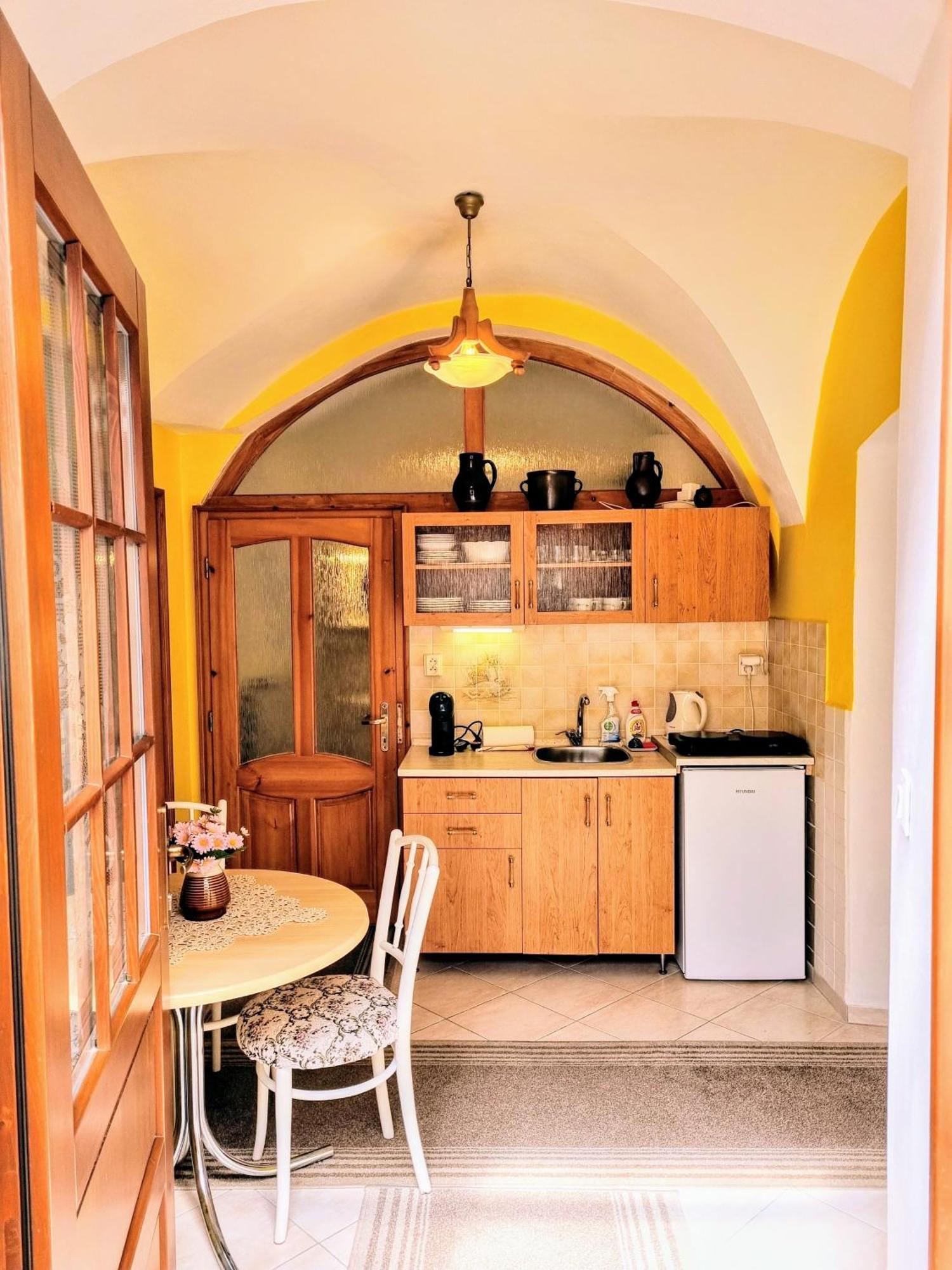 Ferienwohnung Historical House In The Center Levoca With Parking Exterior foto